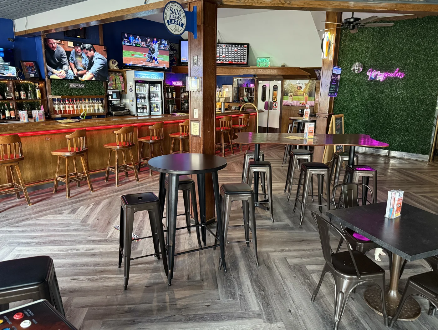 Bar Image